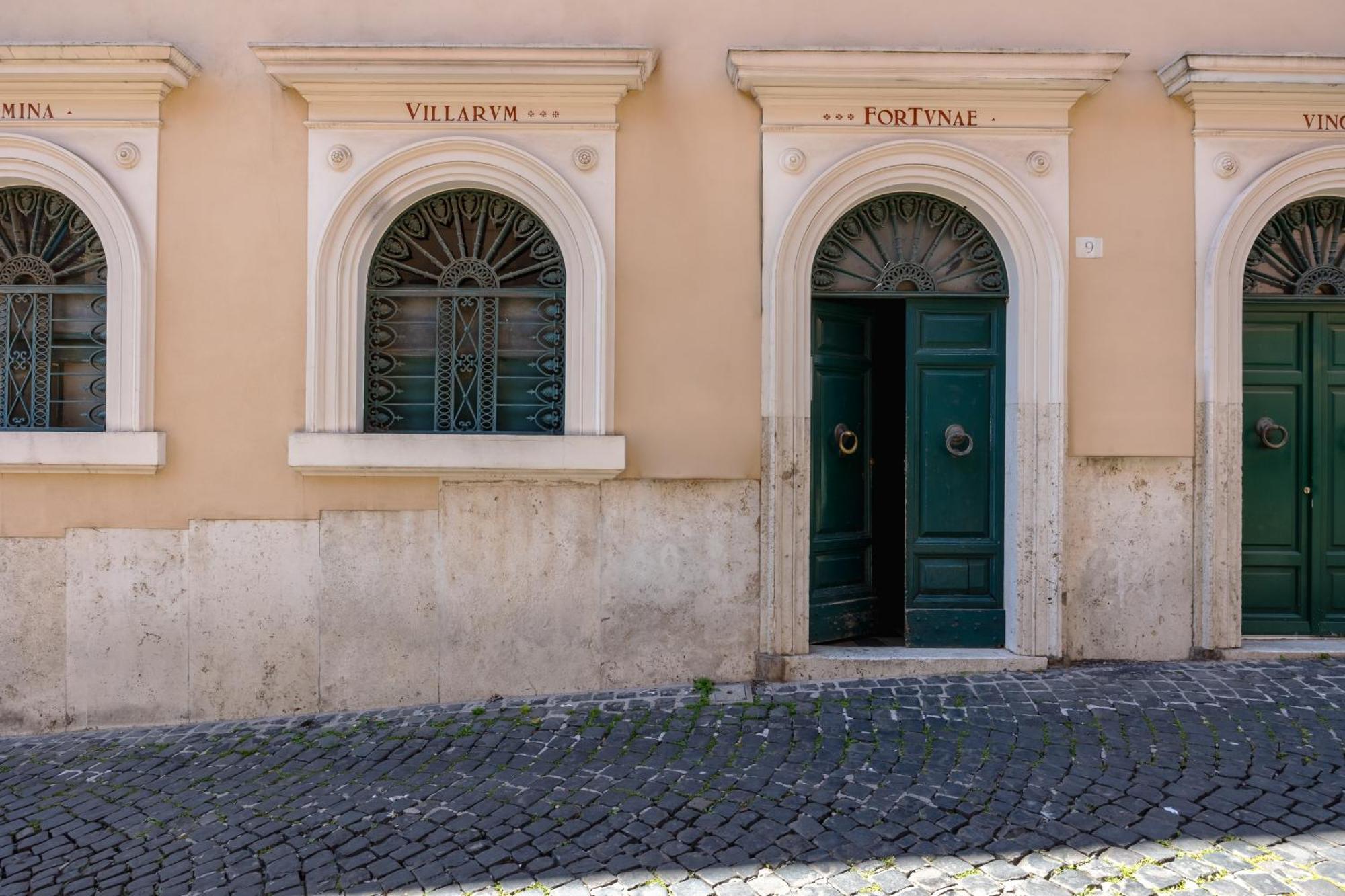 Modern Apartments Palestrina Exterior photo